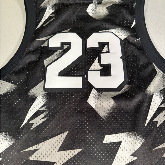 Jordan Mesh Basketball Jersey XL Lightning Bolt Jumpman #23 Nike - Picture 8 of 13